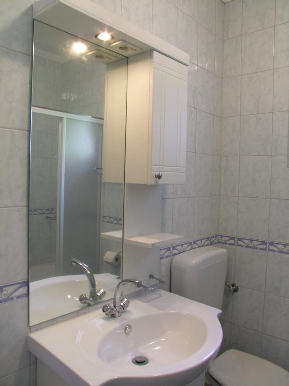 Apartments Lorenco Brela Kamer foto